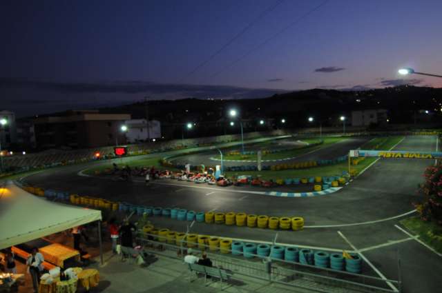 KARTODROMO PISTA GIALLA 009 []